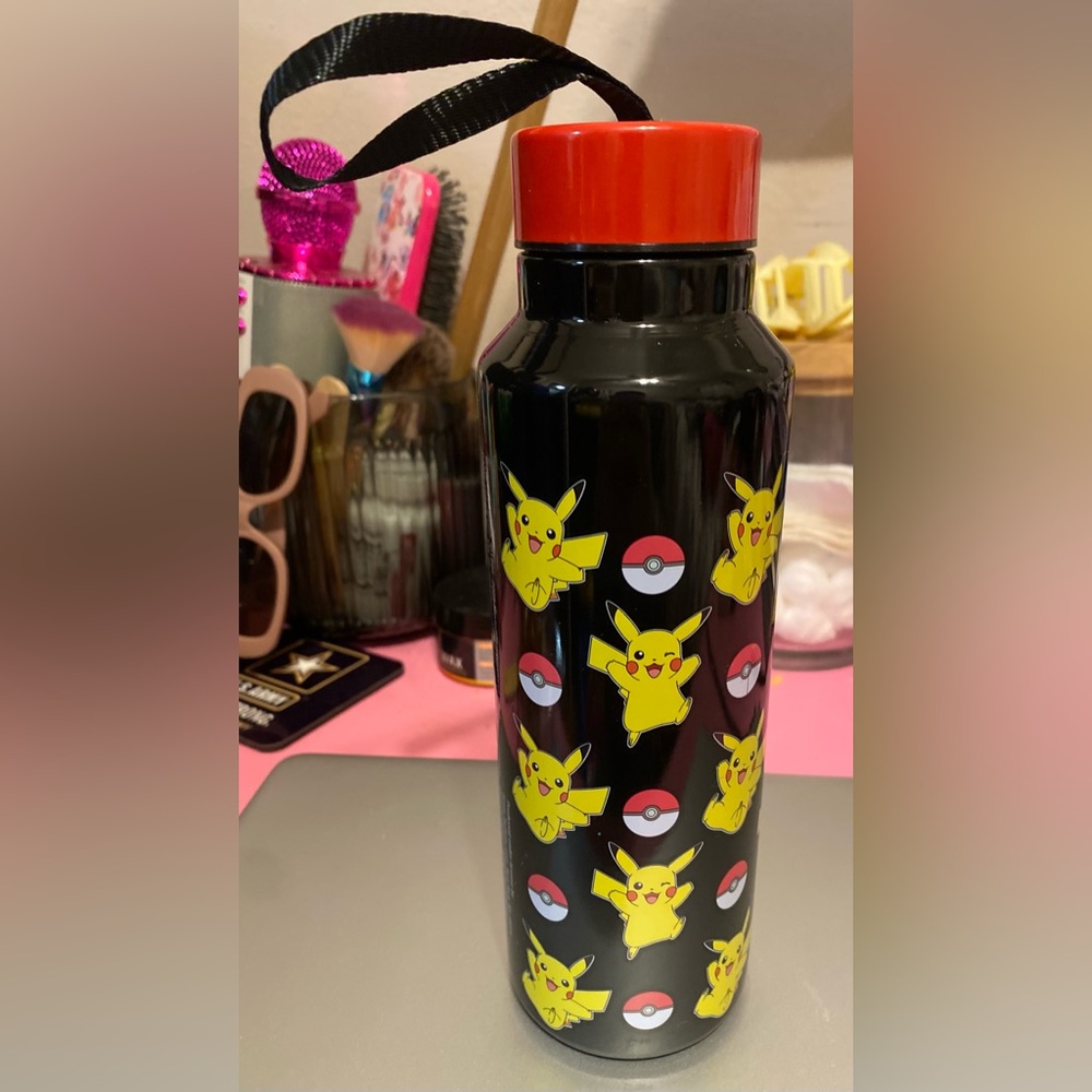 NWT, Claire’s Pokemon Stainless Steel Black Water Bottle W/ Pikachu Design